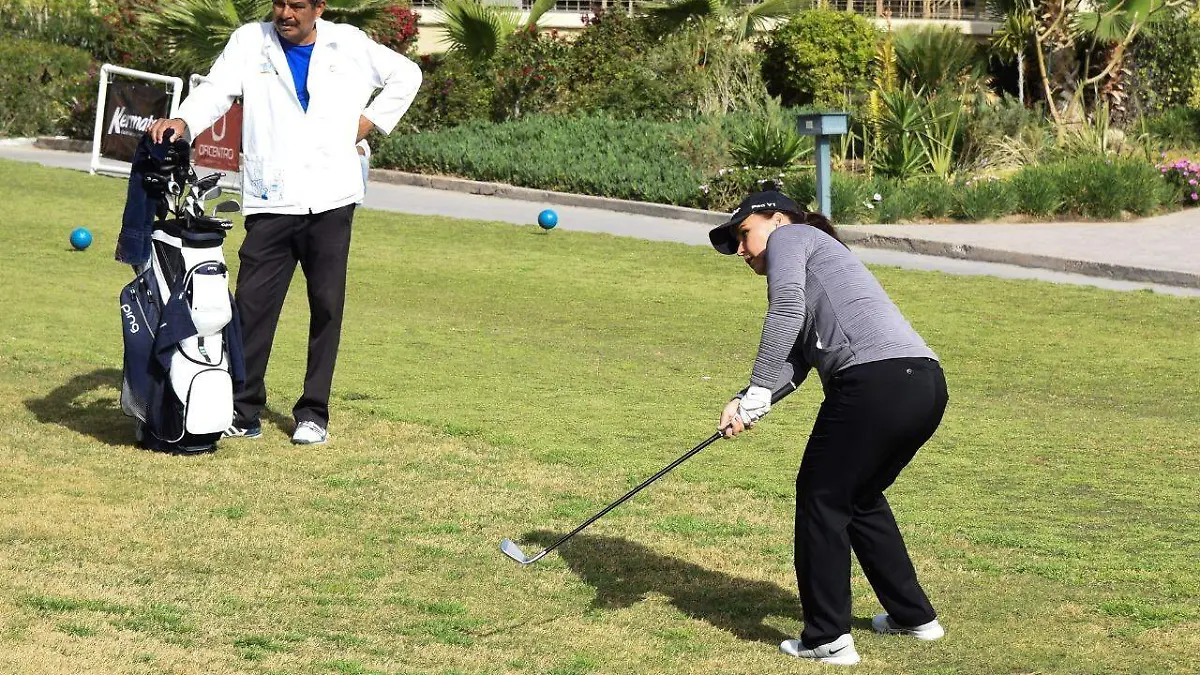 11 Se acerca el Torneo de Golf Sonrisa Azul